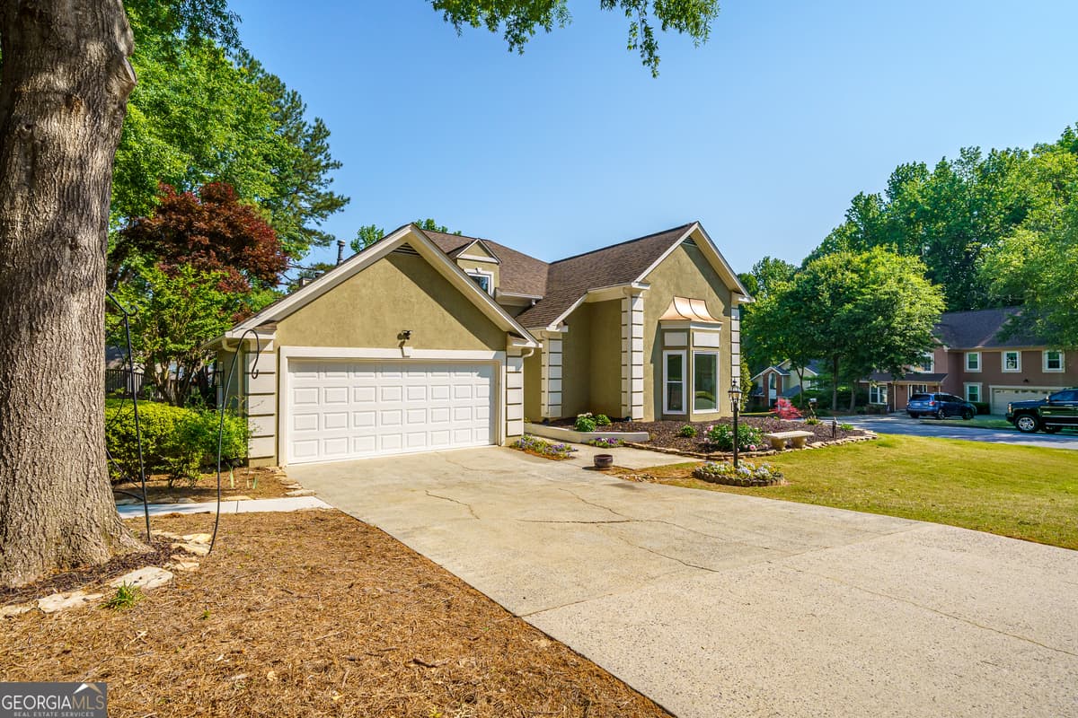 Spring Run · 301 Oak Terrace, Alpharetta GA 30009