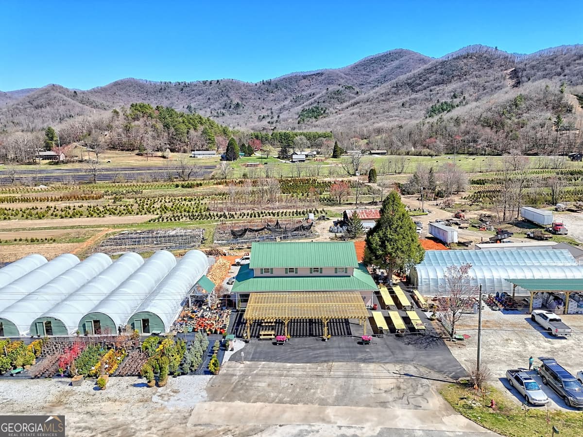 4772 Highway 441 N, Rabun Gap GA 30568
