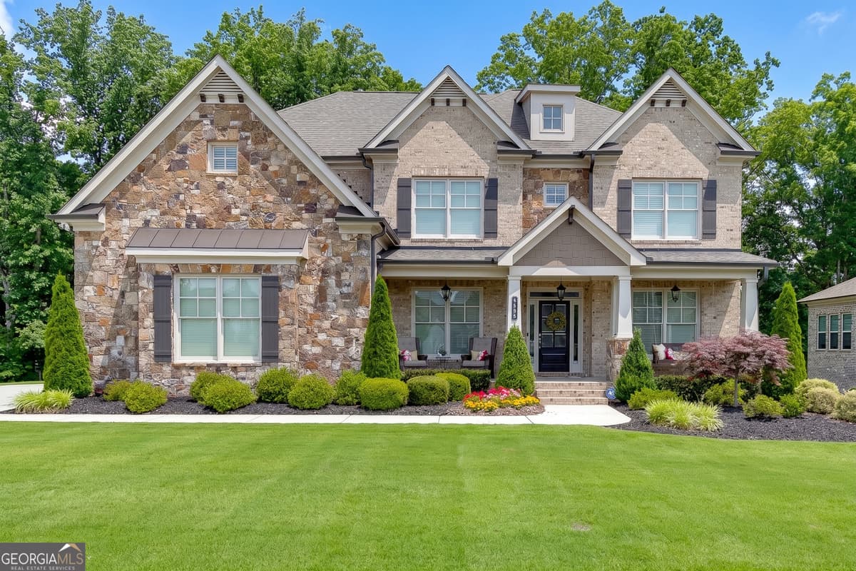 Stonewater Creek · 4695 Gablestone Crossing, Hoschton GA 30548