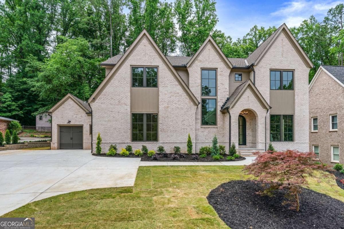Dunwoody Forest · 1865 Winchester Trail, Atlanta GA 30341