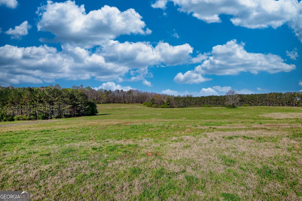 610 Loth Wages Road, Dacula GA 30019