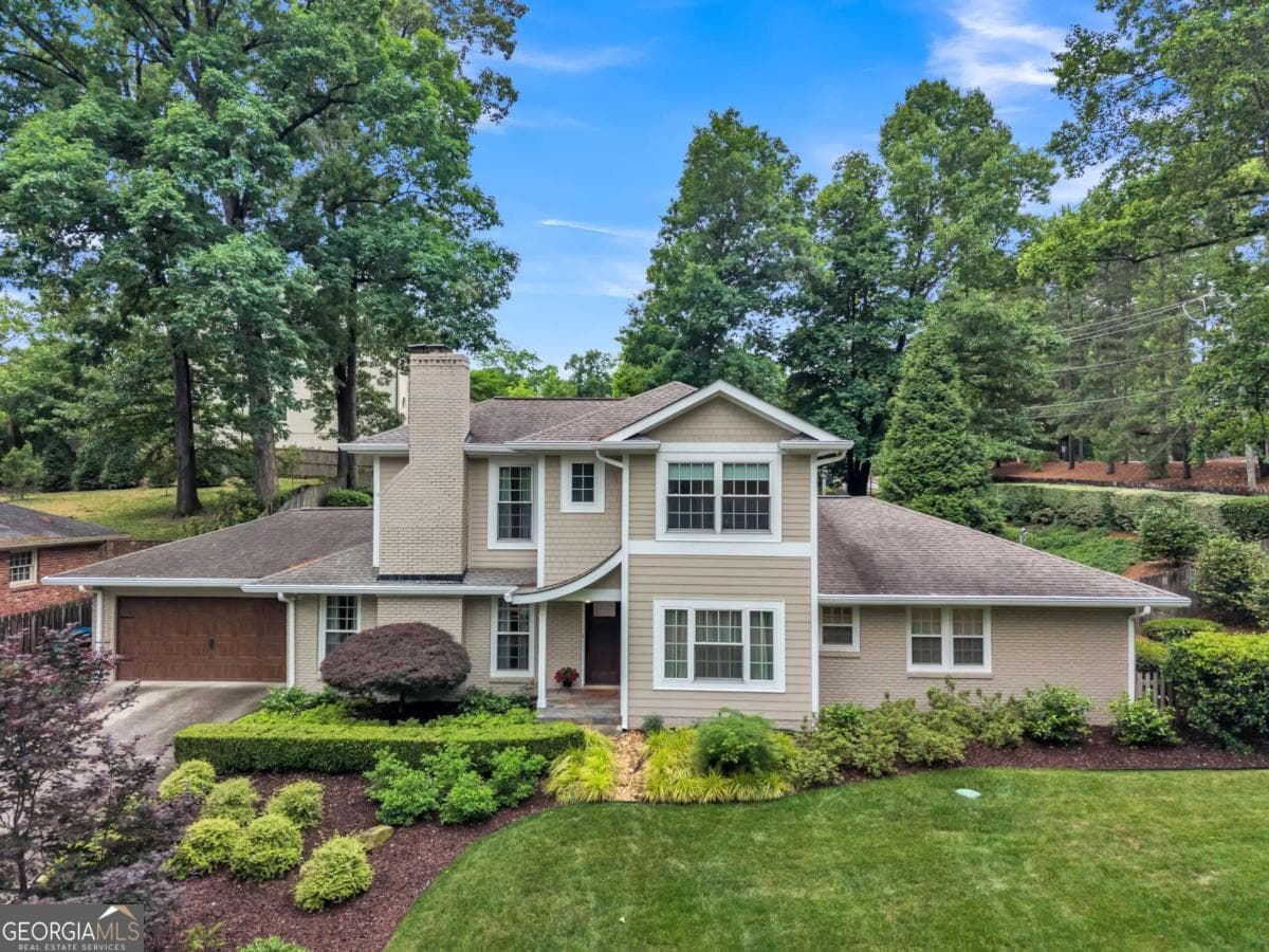 Loridun Woods · 4374 Peachtree Dunwoody Road NE, Atlanta GA 30342