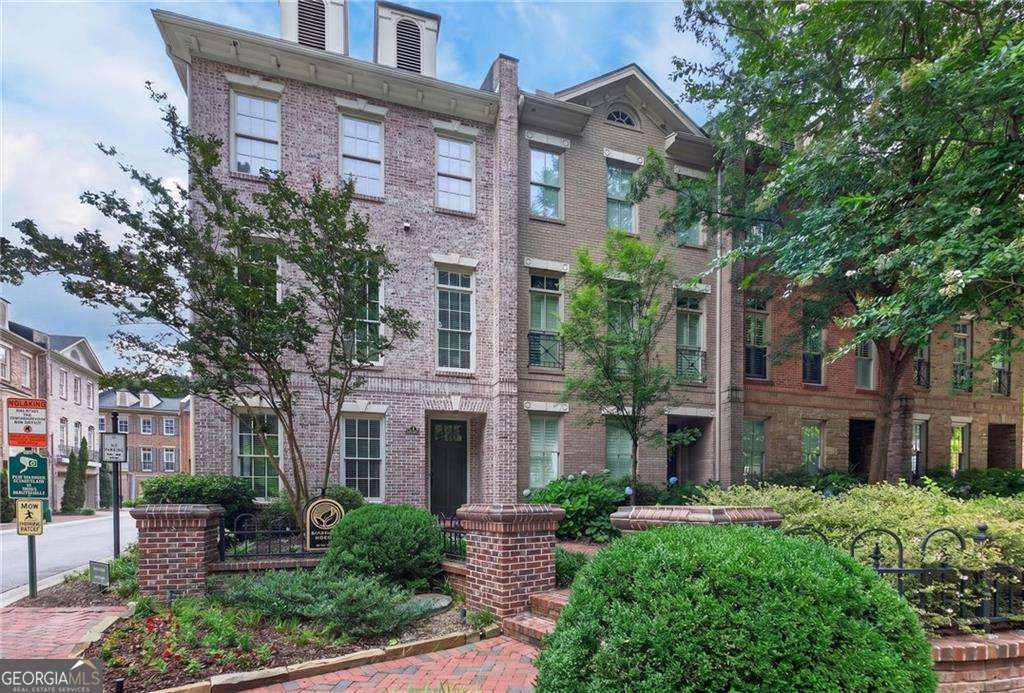 Candler Grove Court · 3 Candler Grove Court, Decatur GA 30030