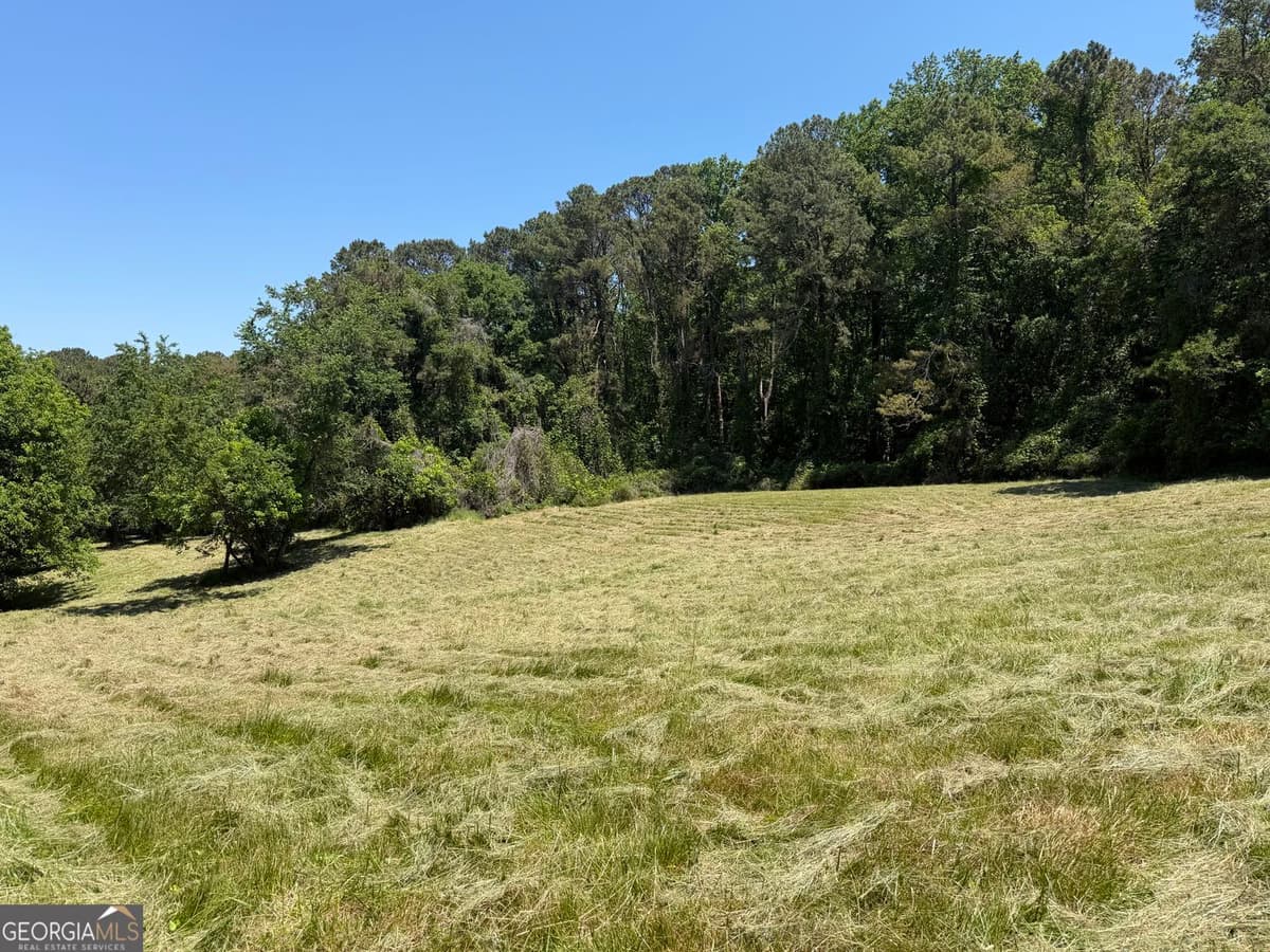 565B Avery Road, Canton GA 30115