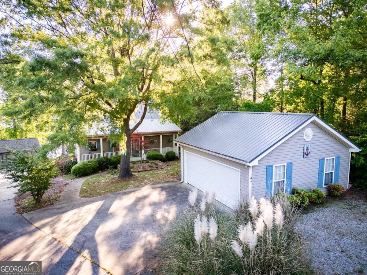 Reed Creek/Reed Davis · 194 Sugar Cane Drive, Hartwell GA 30643