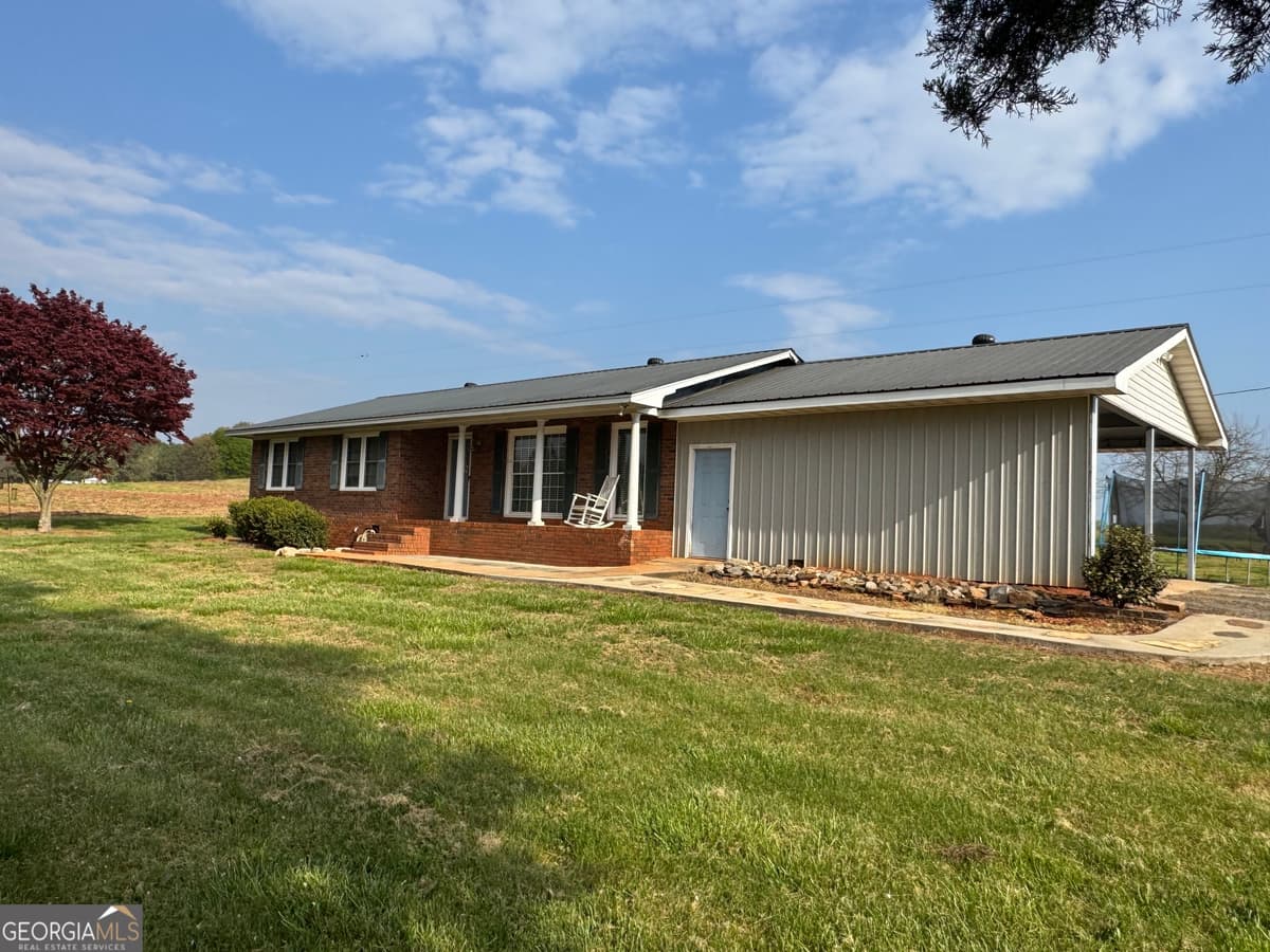 6740 Lavonia Highway, Lavonia GA 30553