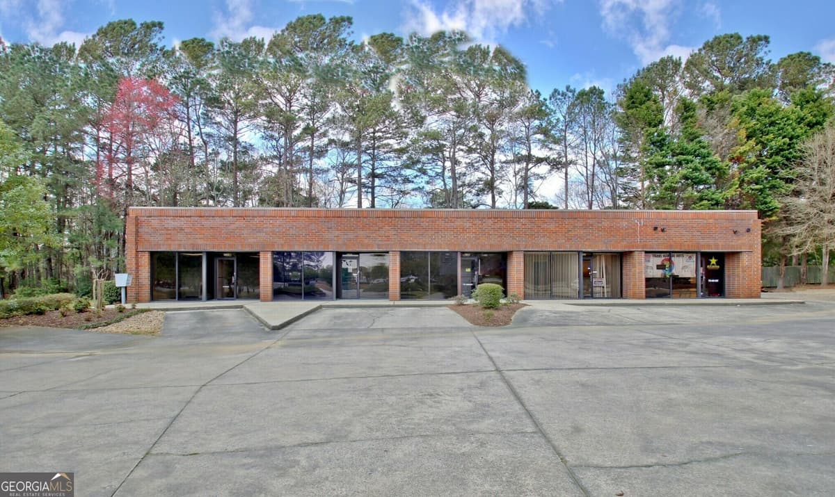 120 Commerce Circle, Fayetteville GA 30214