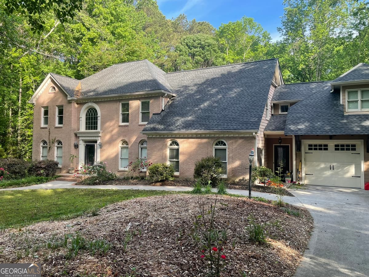5279 Rocky Hill Drive SW, Lilburn GA 30047