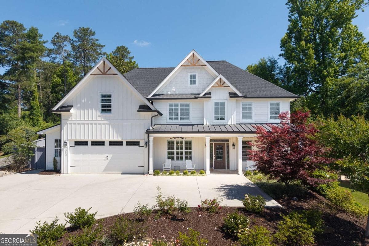 Estates of Old Roswell · 343 Pine Grove Road, Roswell GA 30075