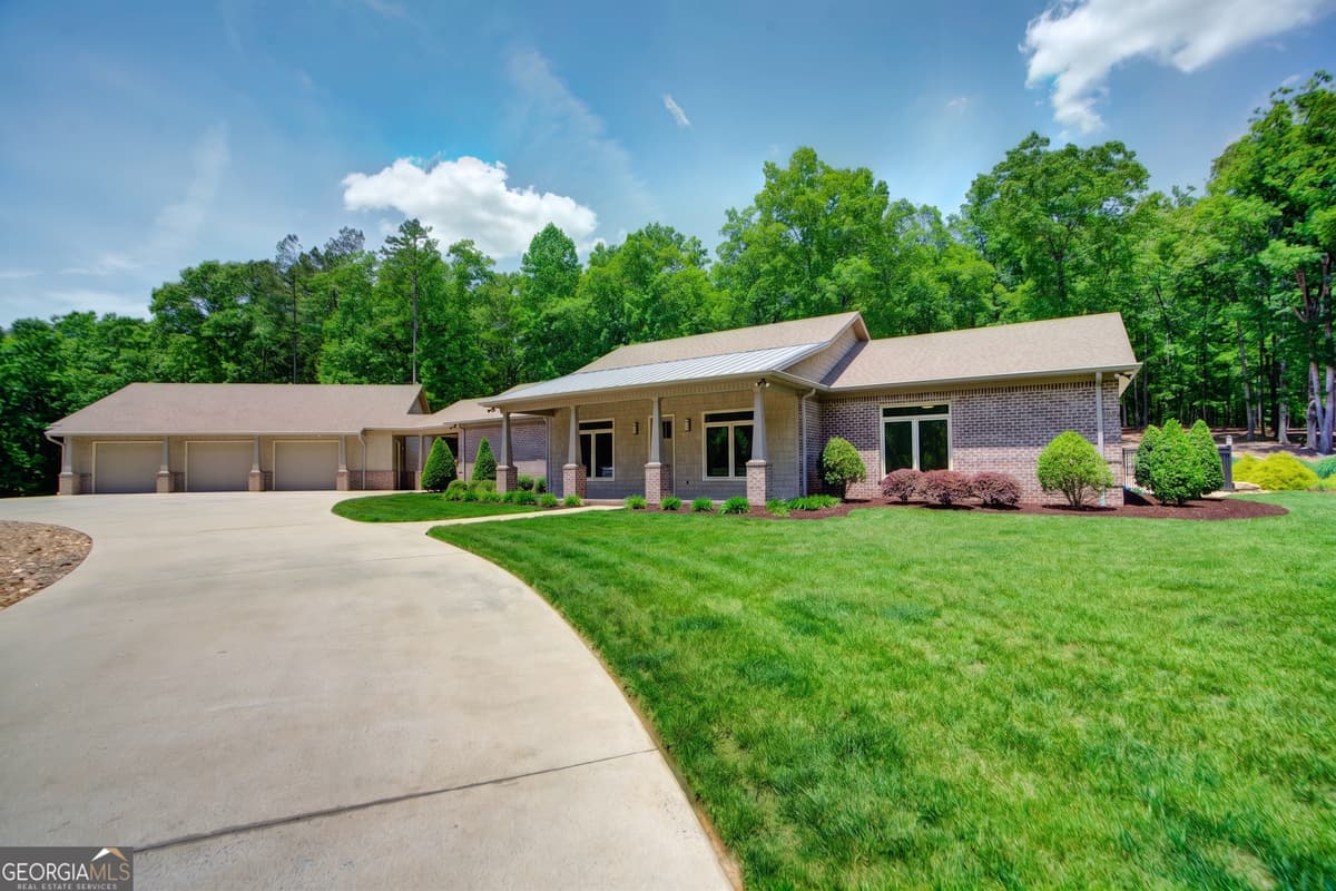 610 Kings Bridge Road SW, Cave Spring GA 30124