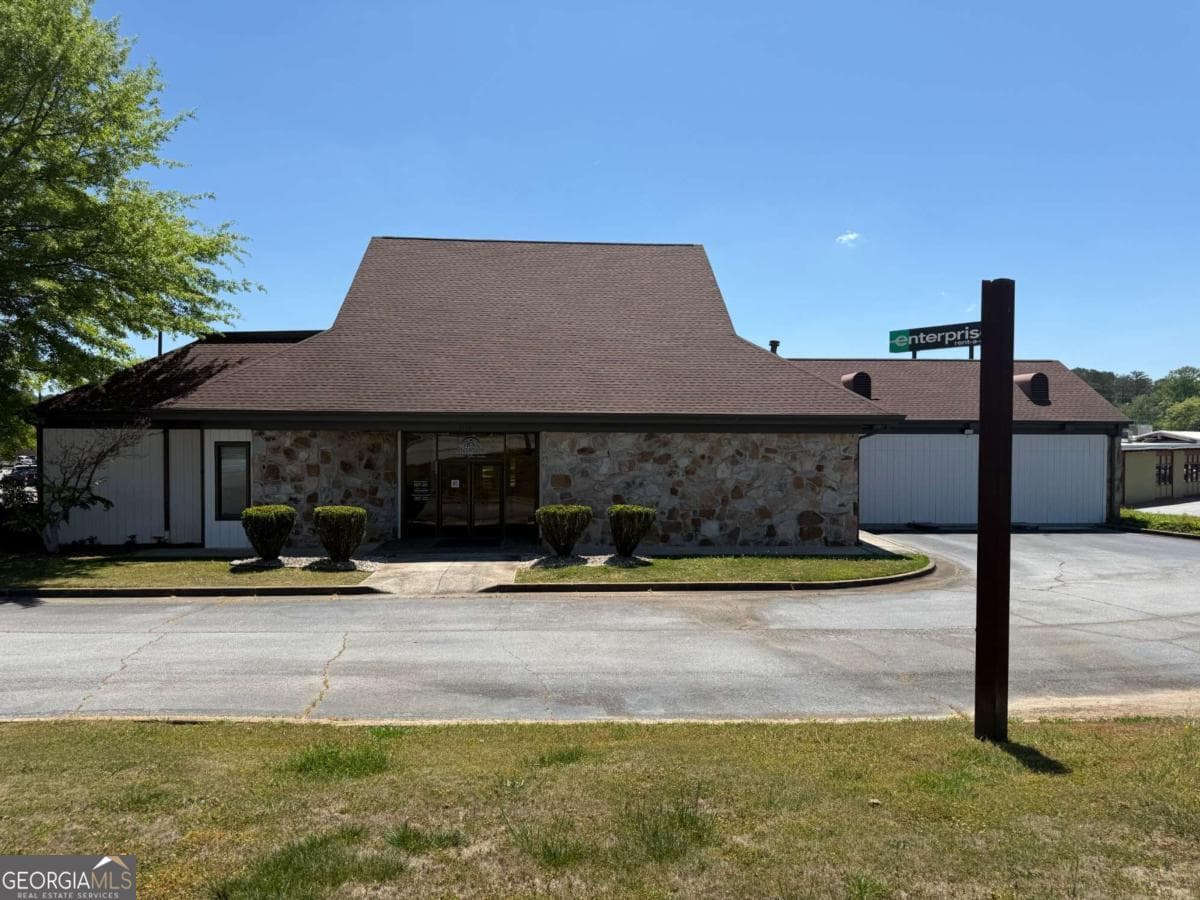 1111 Bankhead Highway, Carrollton GA 30117