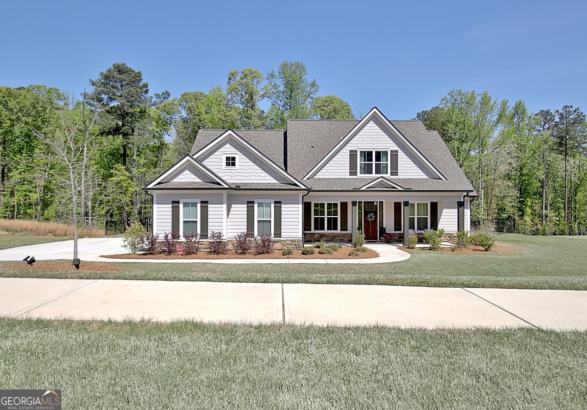 Canoe Club at Waterlace · 160 Lapis Lake Point, Fayetteville GA 30215