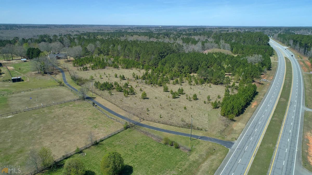 1493 Highway 74, Senoia GA 30276