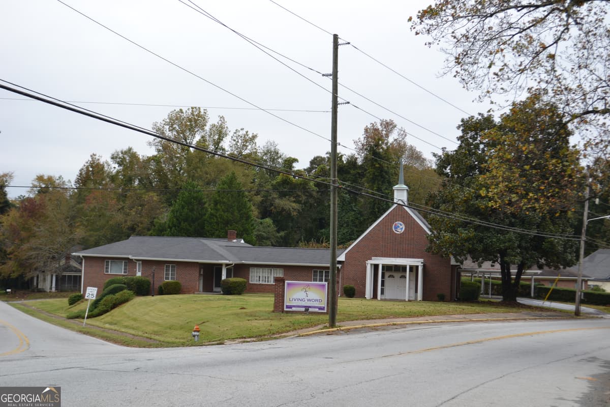 104 W Campbellton Road, Fairburn GA 30213