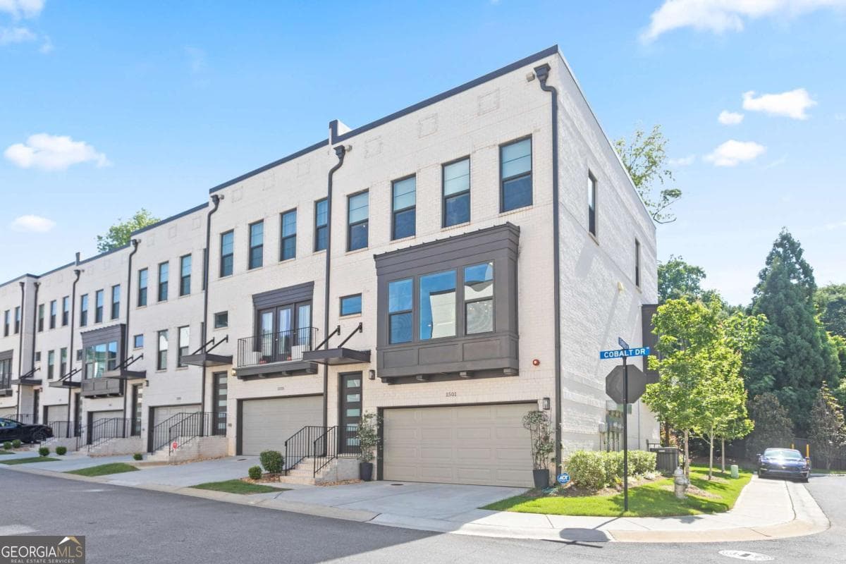 Easton · 1501 Cobalt Drive NW, Atlanta GA 30318