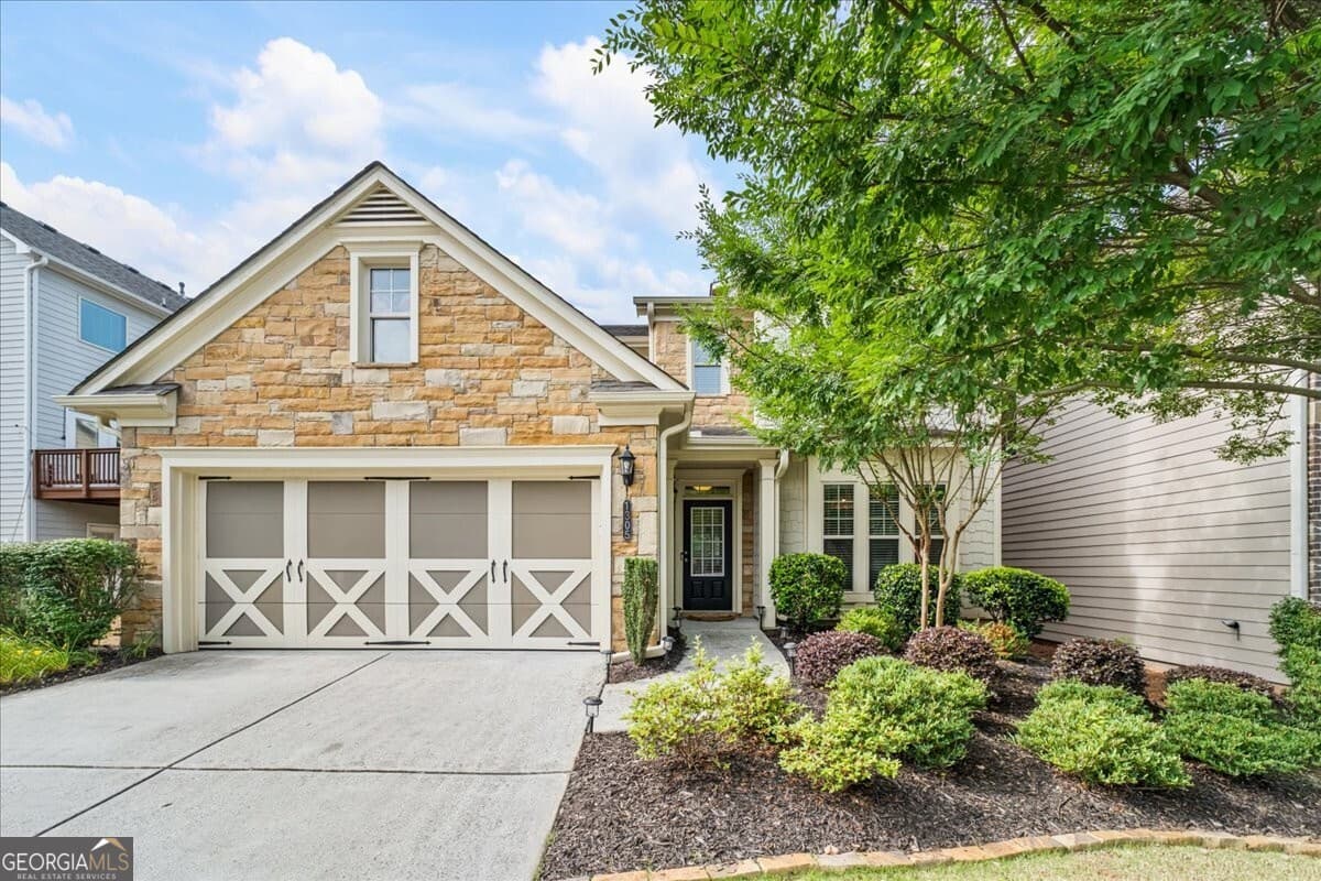 Roswell Manor · 1305 Roswell Manor Circle, Roswell GA 30076