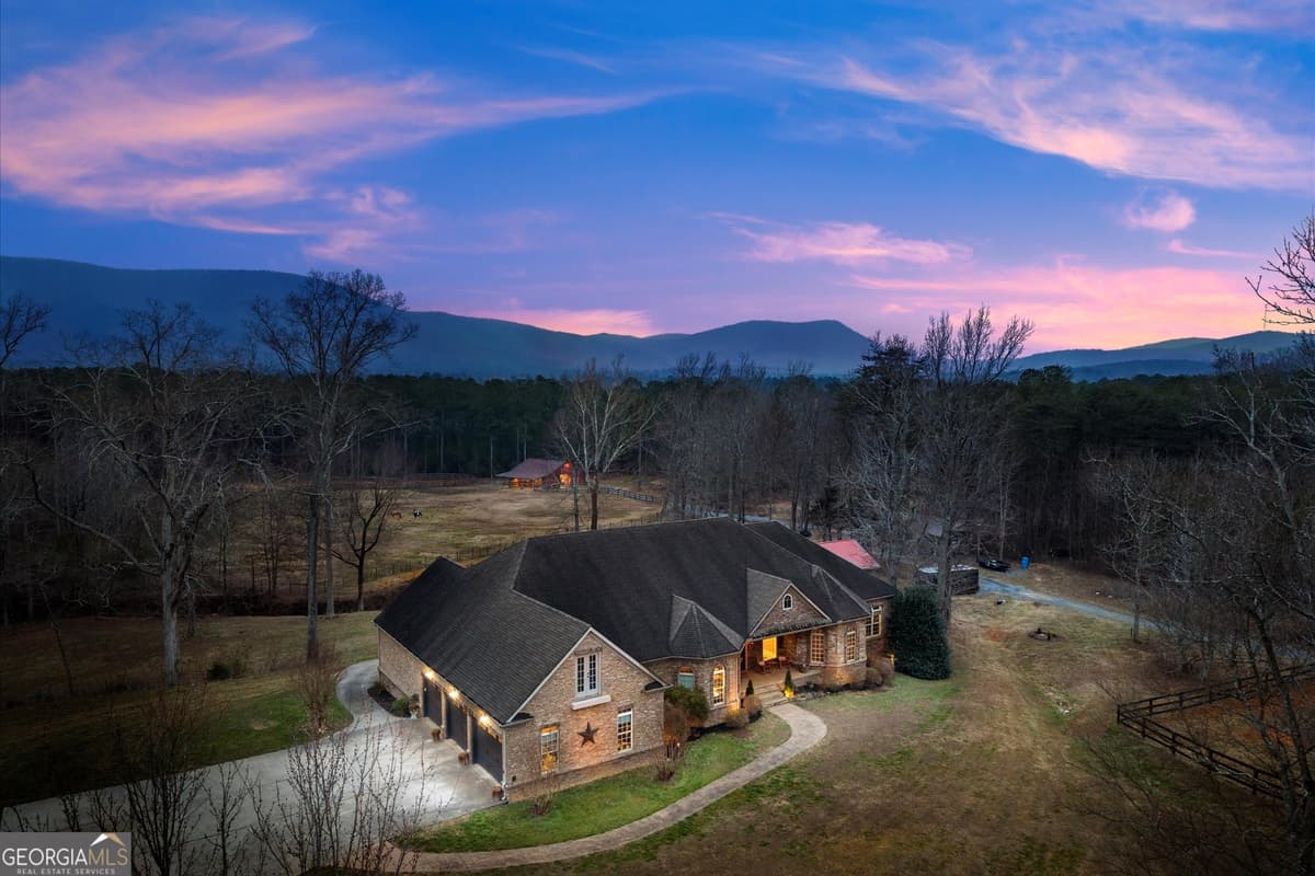 456 E Valley Road NE, Rydal GA 30171