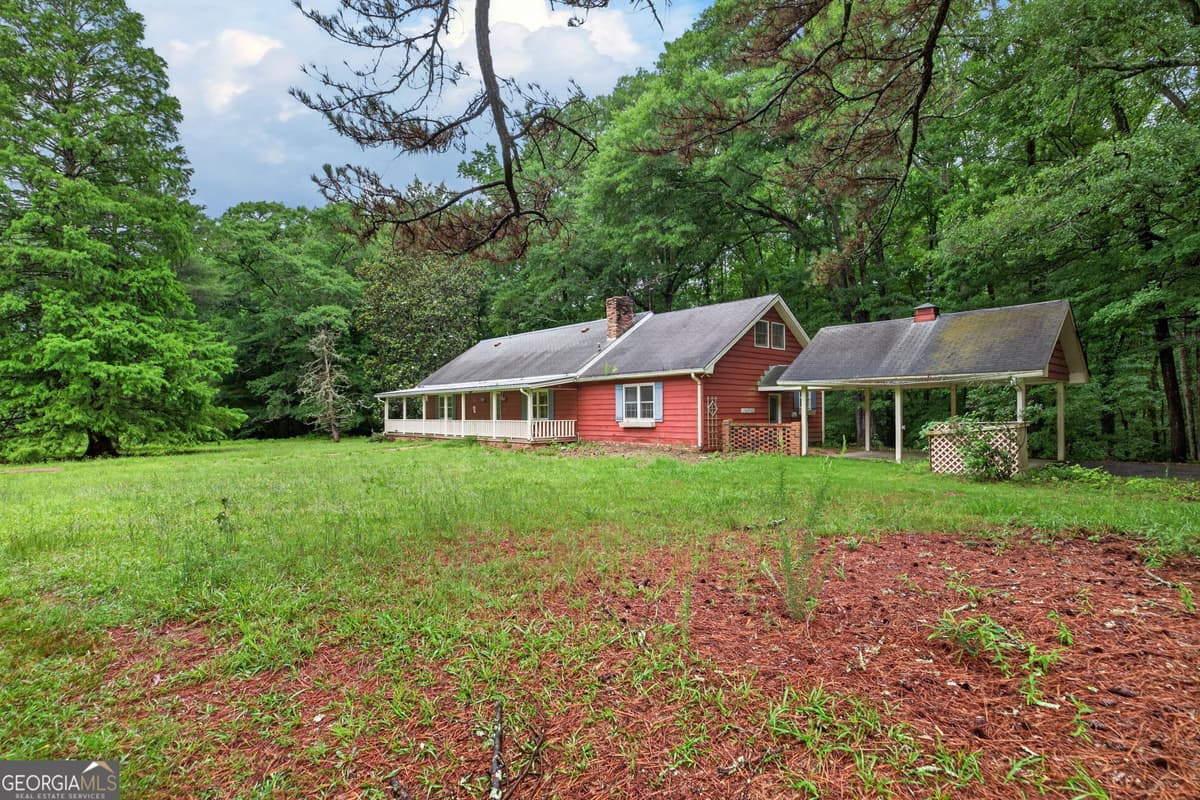 215 Boone Road, Newnan GA 30263