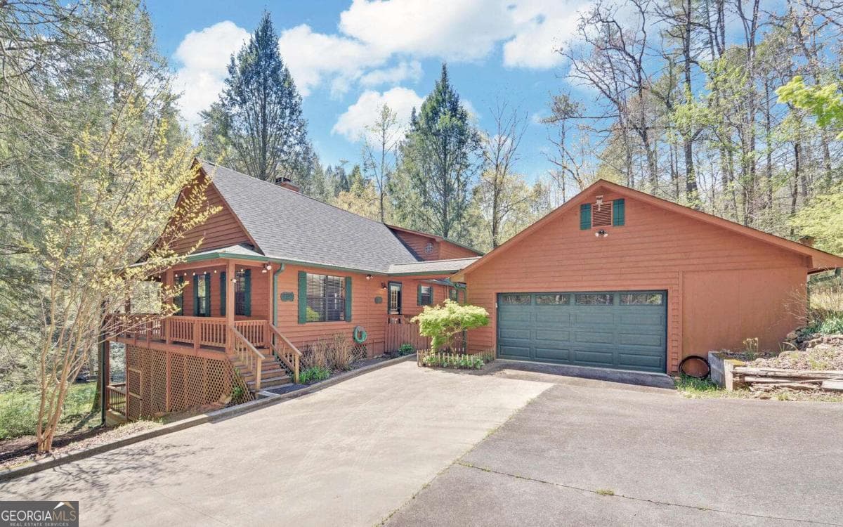 Fightingtown Creek · 380 Bear Foot Drive, Blue Ridge GA 30513