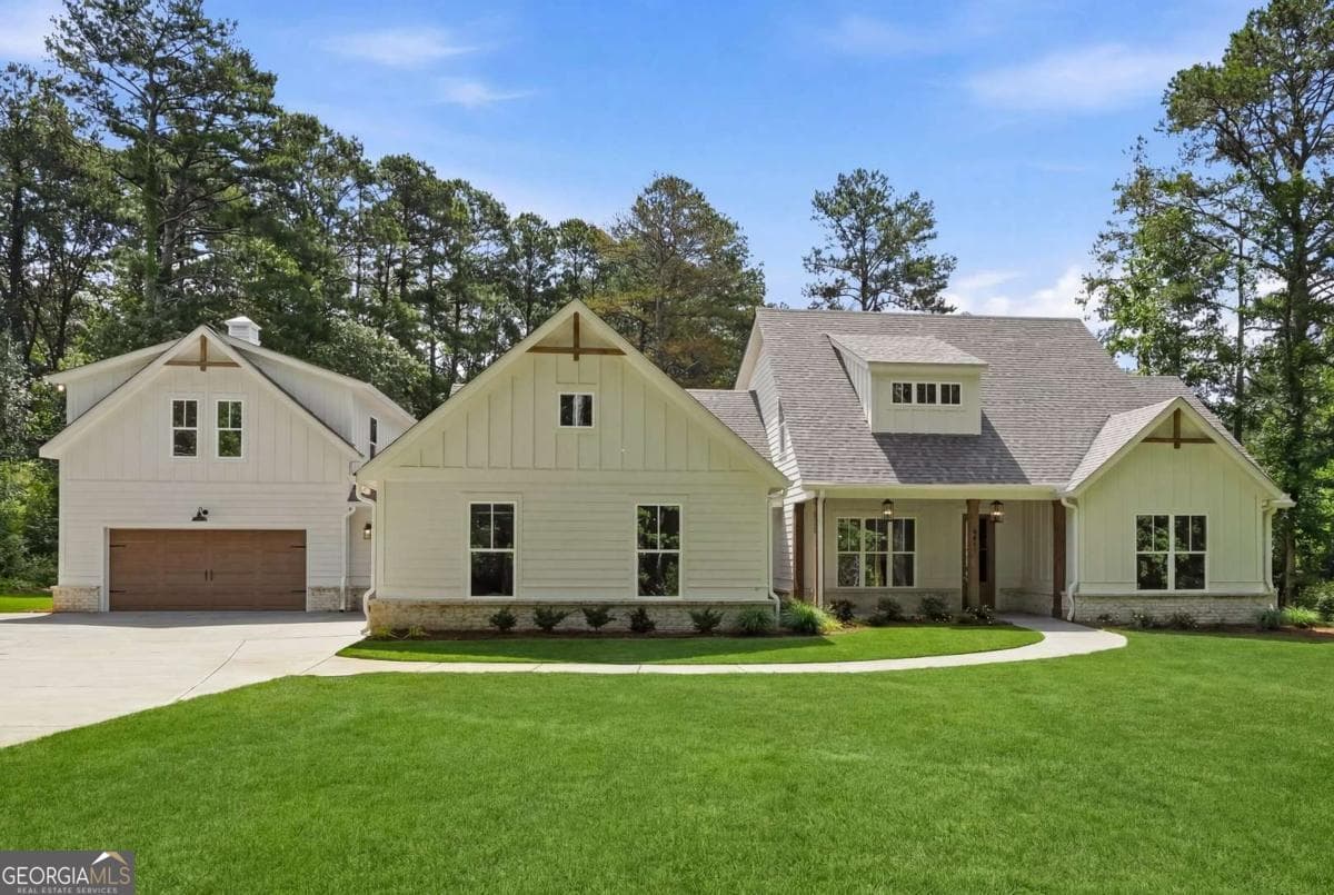 650 Gordon Combs Road NW, Marietta GA 30064
