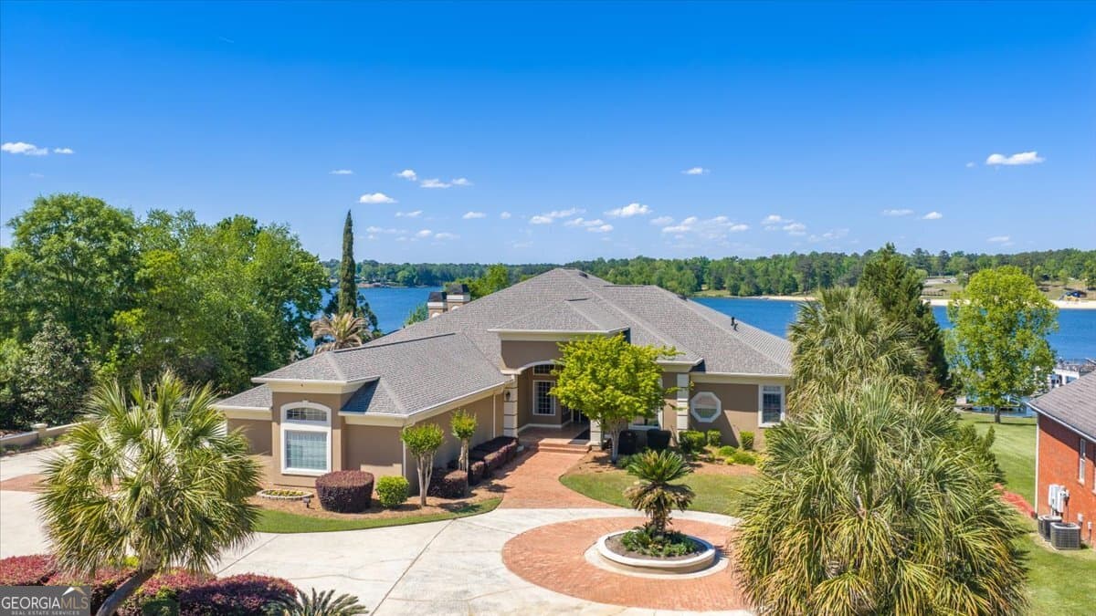 Waters Edge · 350 Hillridge Cove, Lizella GA 31052