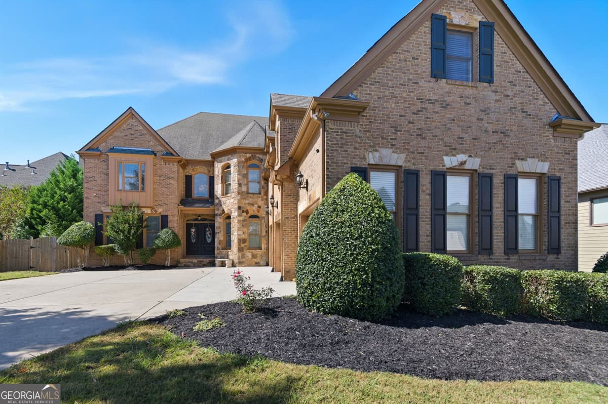 SUMMERHAVEN · 4728 Moon Hollow Court, Buford GA 30519