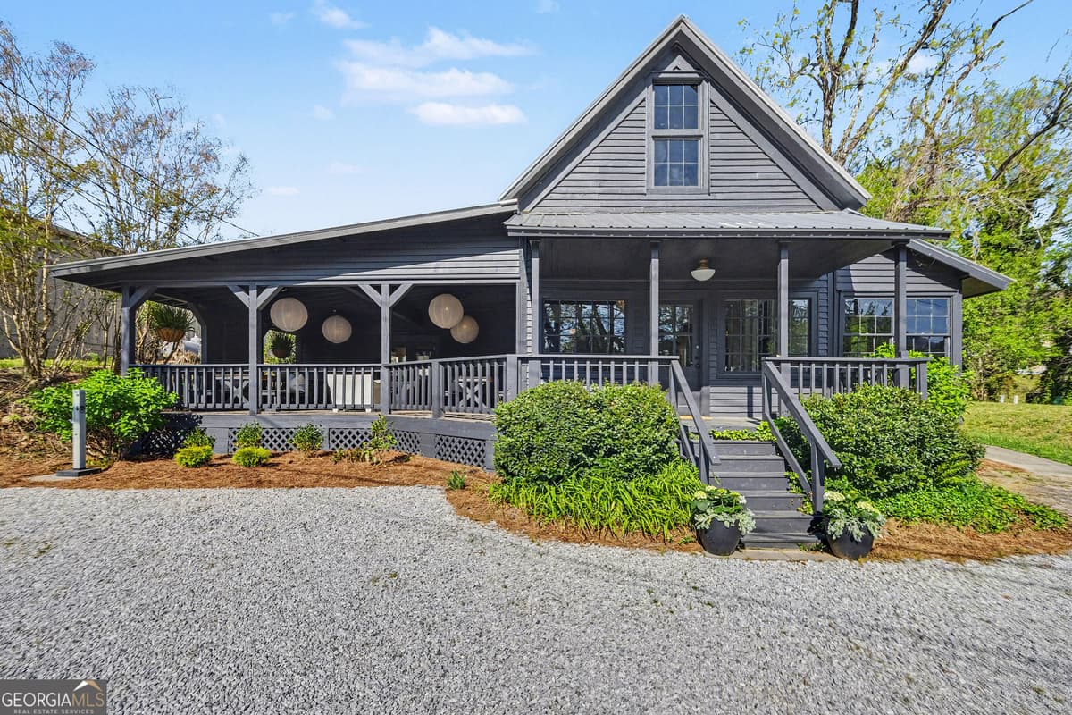 31 Earl Street, Clayton GA 30525