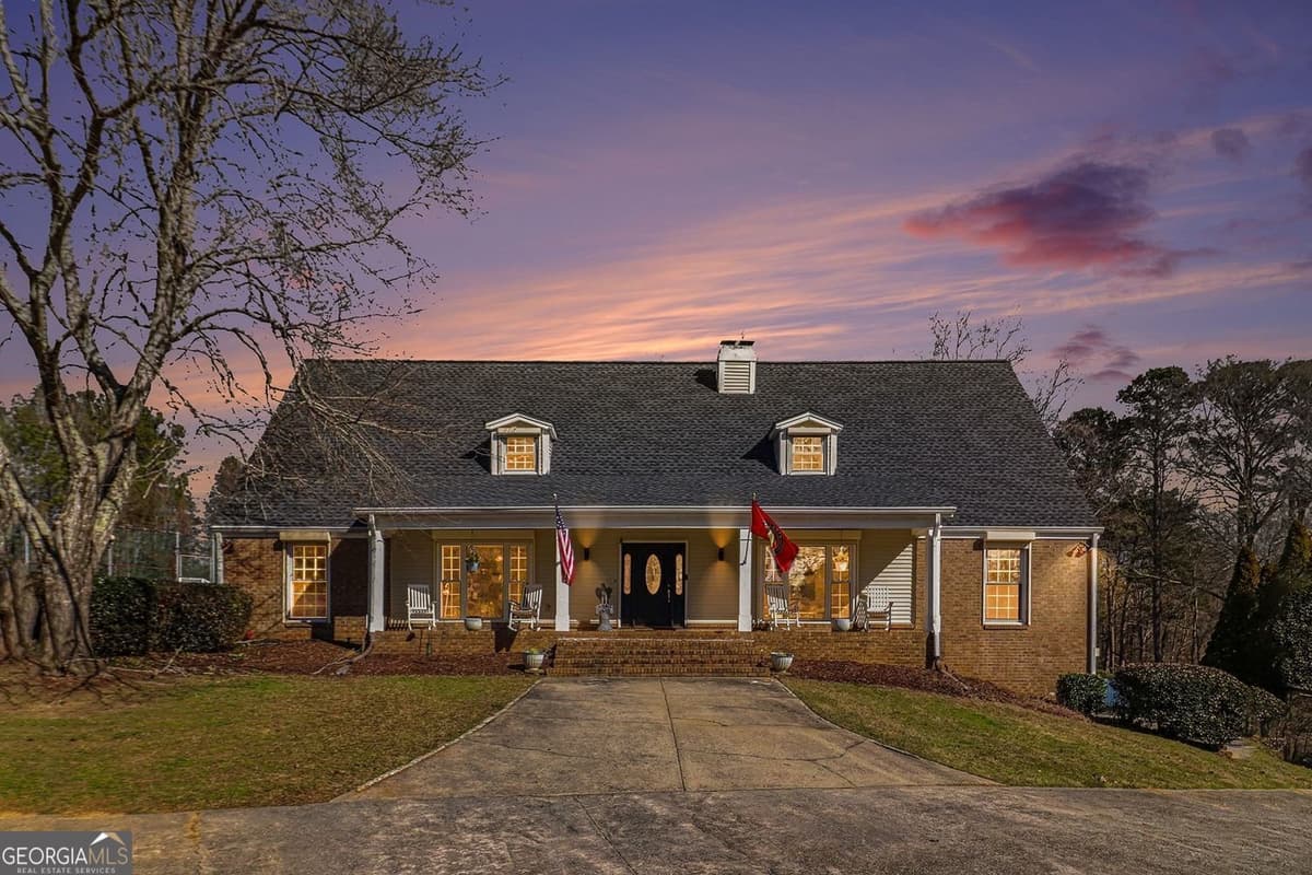 NEWTON PLANTATION SEC 02 · 240 Smithstone Path, Fayetteville GA 30214