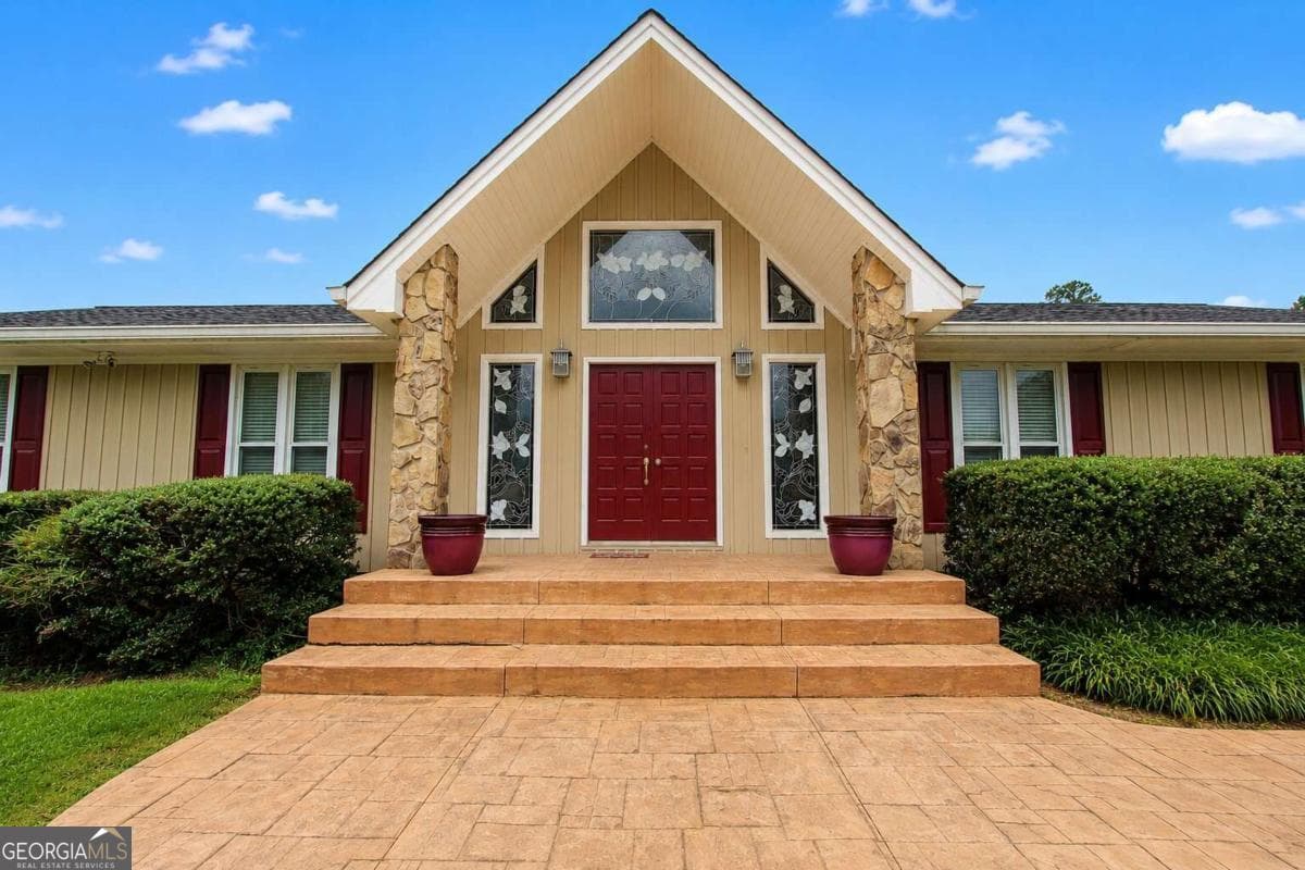 Sugarloaf · 1464 Lakeview Road, Grayson GA 30017