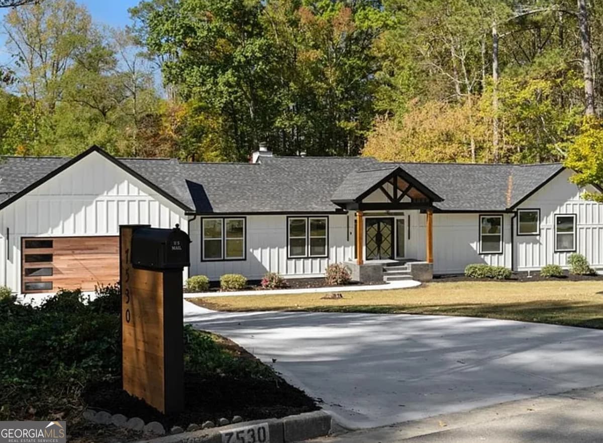 Spalding Ferry · 7530 Spalding Lane, Atlanta GA 30350