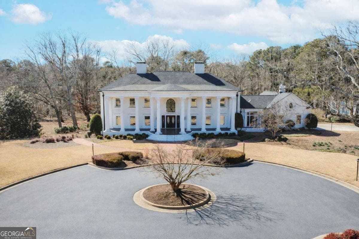 1445 Hillside Drive, Grayson GA 30017