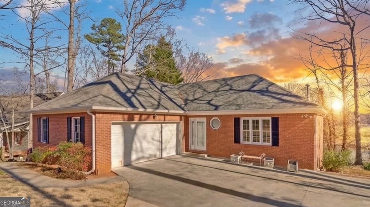 Sun Rise Villa Water · 131 Sunrise Drive, Lavonia GA 30553