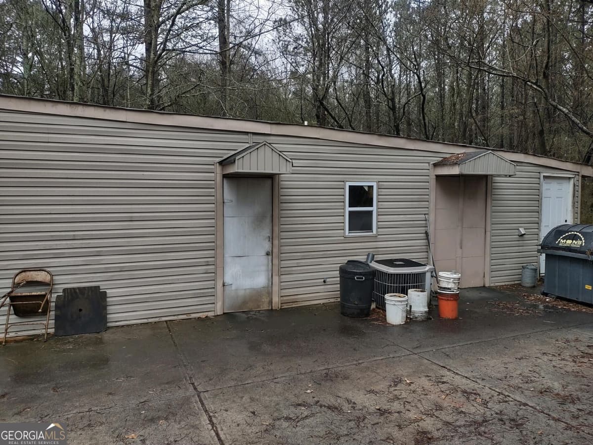 360 NE Glenn Road, Conyers GA 30013