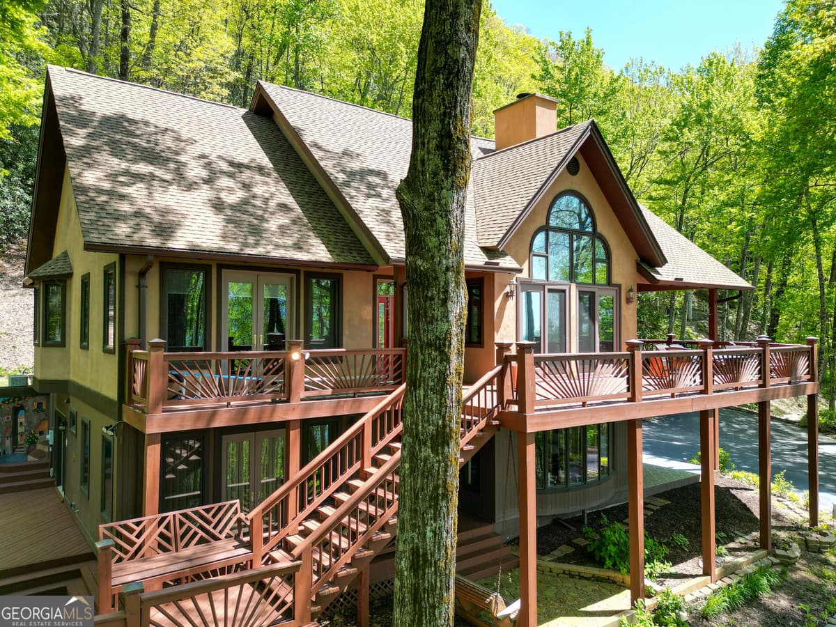 Charlie Mountain Retreat · 1289 Rainwater Trail, Tiger GA 30576