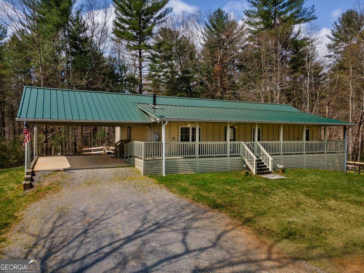 1132 Hells Hollow Road, Blue Ridge GA 30513