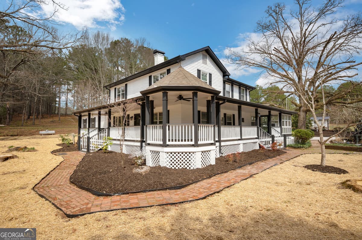 CASE ESTATES · 813 Sandy Creek Road, Fayetteville GA 30214