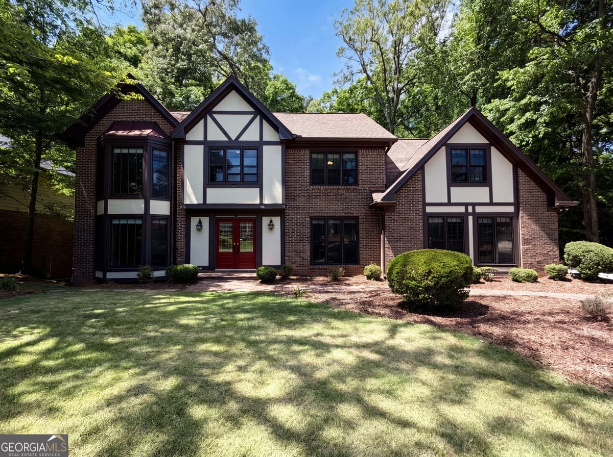 DEERFIELD UN I · 2360 Kimbrough Court, Sandy Springs GA 30350