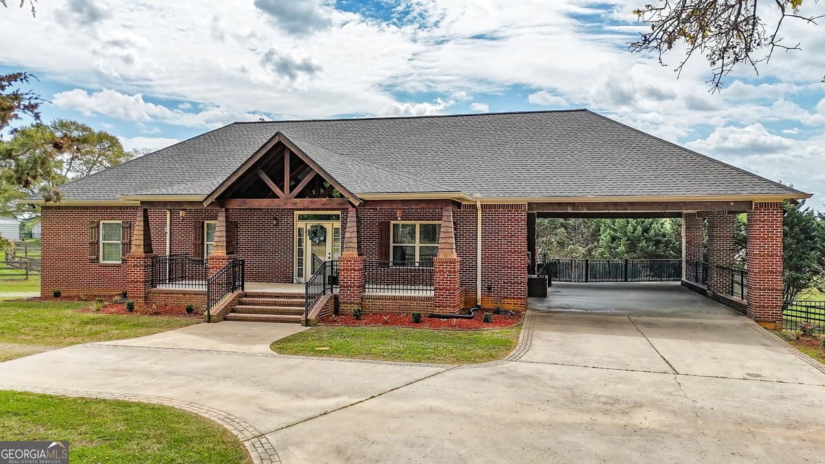 367 Big Pond Road, Taylorsville GA 30178