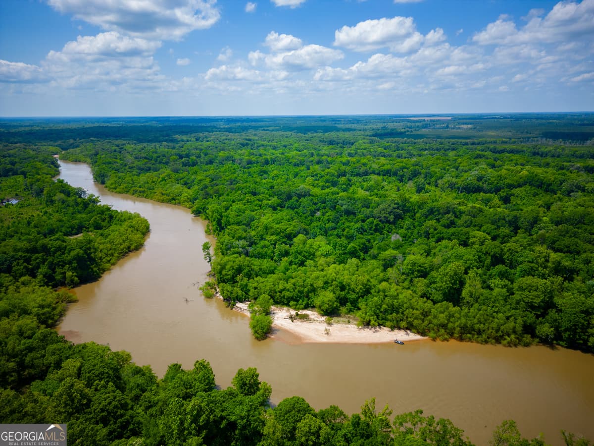 0 East River Road, Jacksonville GA 31544