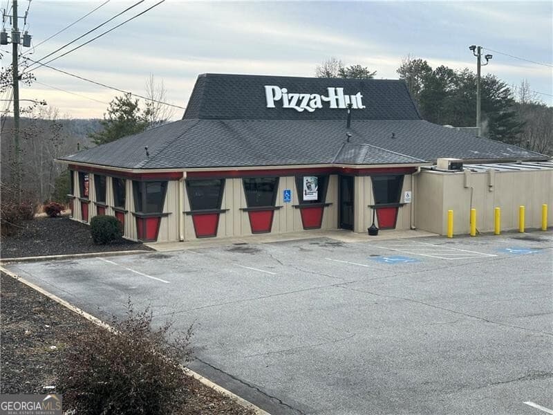 1352 S Chestatee Street, Dahlonega GA 30533