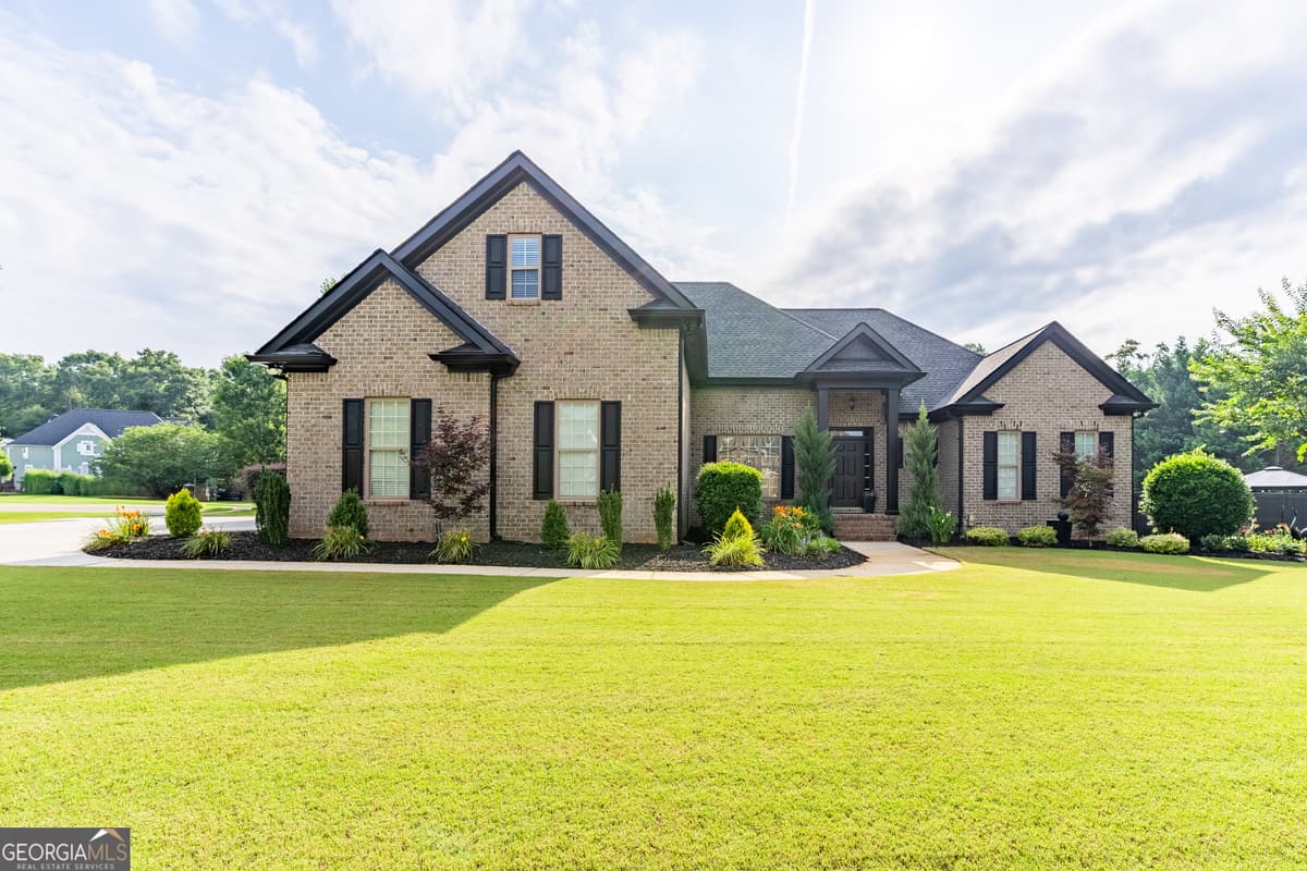 Timarron · 1070 Saint Albans Path, Watkinsville GA 30677