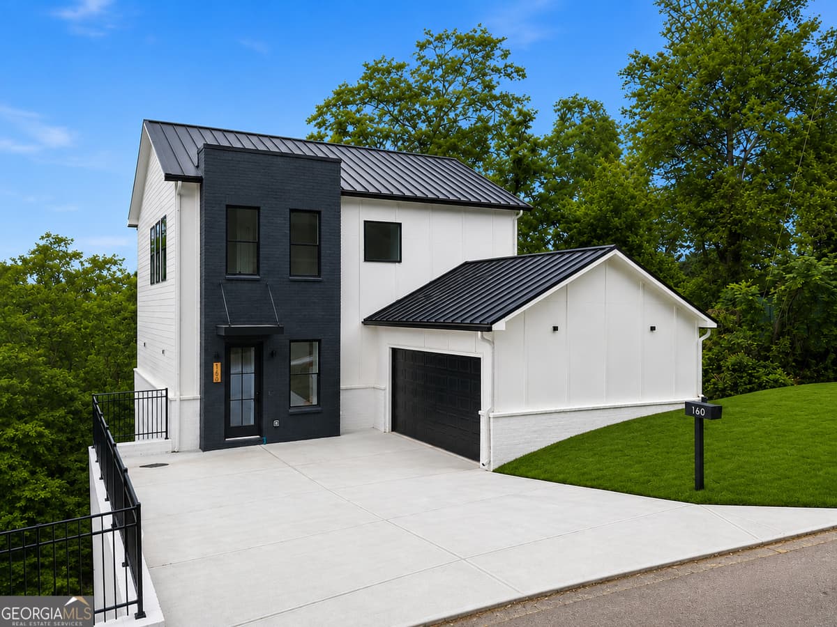 160 Railroad Street, Canton GA 30114