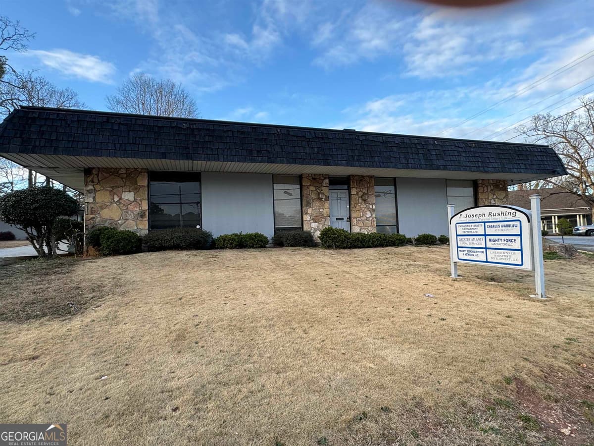 3105 Washington Road, East Point GA 30344