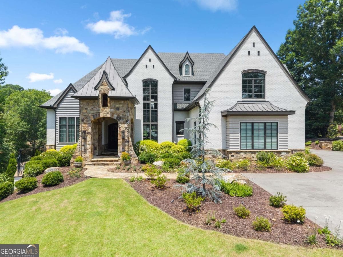 Chattahoochee Country Club · 2799 Club Drive, Gainesville GA 30506