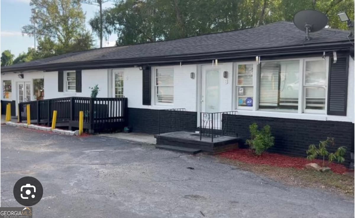 4113 Flat Shoals Parkway, Decatur GA 30034