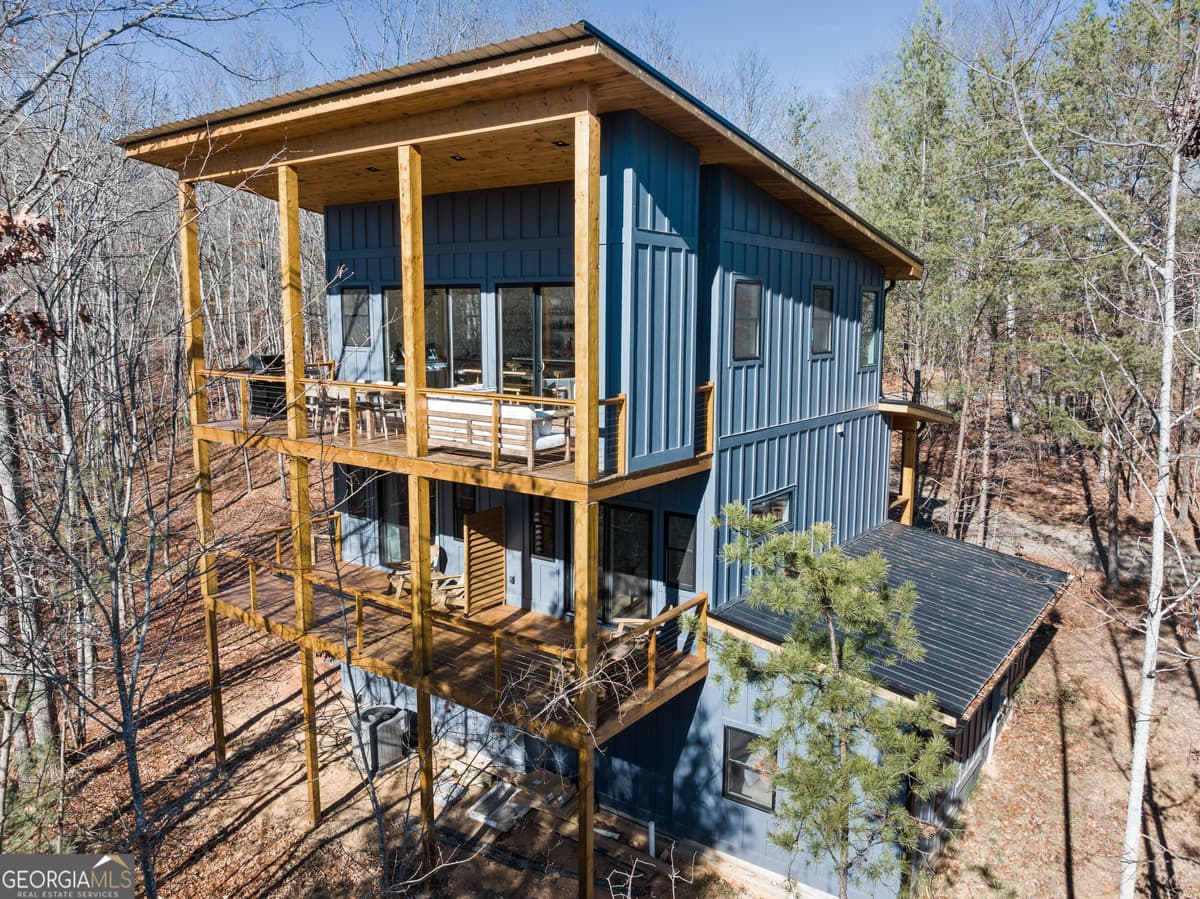 Last Resort Subdivision · 572 Left Turn, Blue Ridge GA 30513
