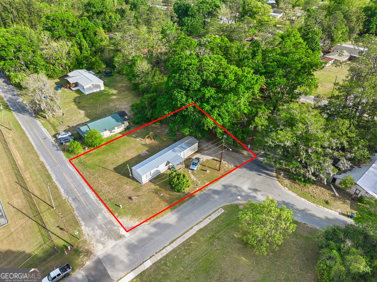 304 Cannon Street, Nahunta GA 31553