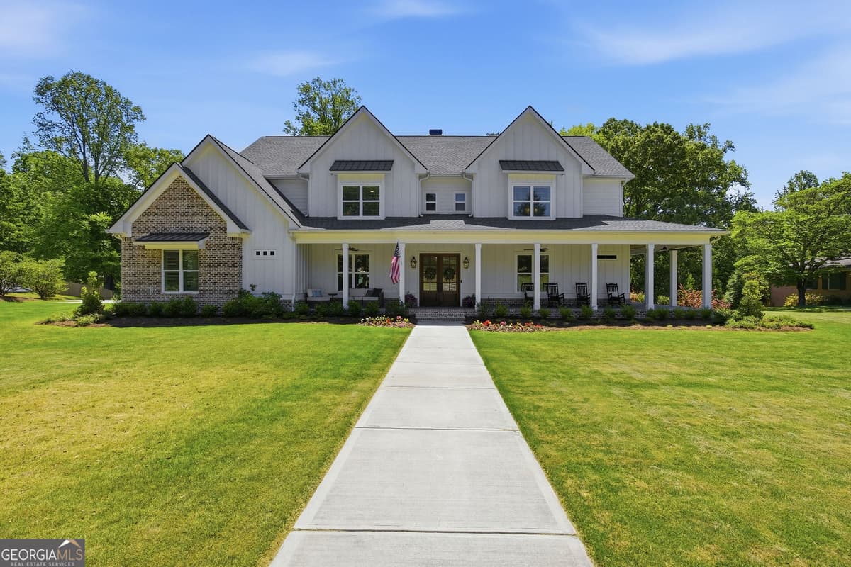 985 Whitehead Road, Sugar Hill GA 30518