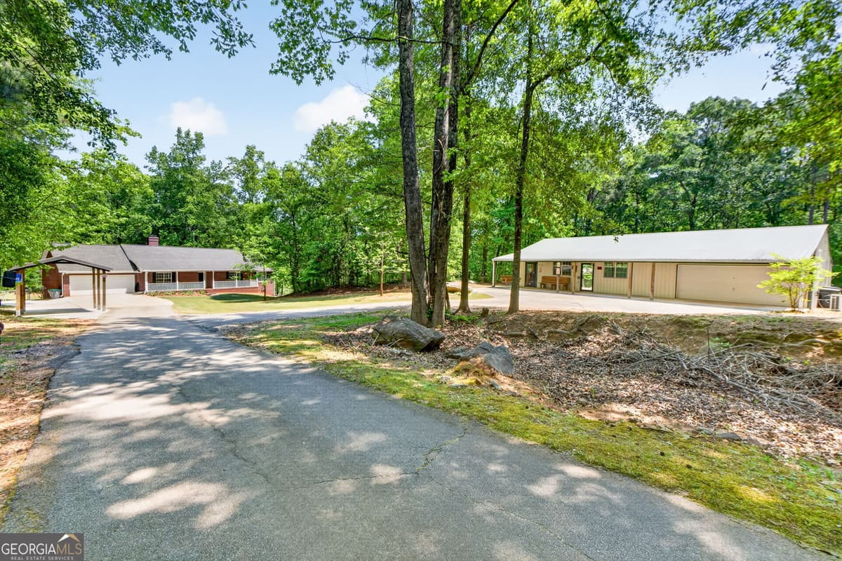 1697 Millers Mill Road, Stockbridge GA 30281