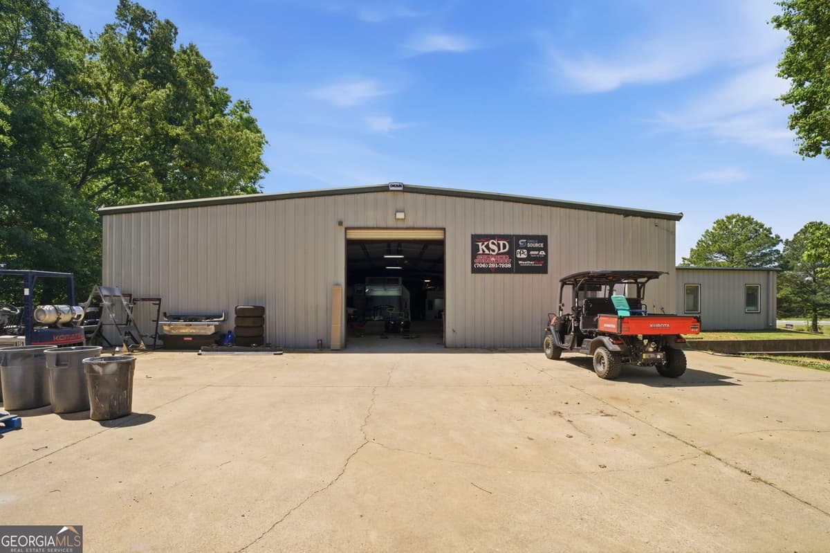 4433 Old Summerville Road, Armuchee GA 30105